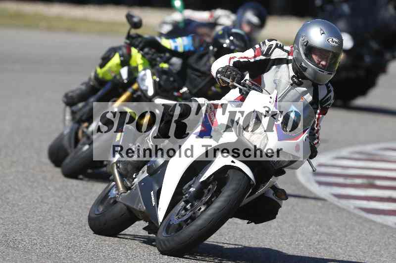 /01 02.04.2026 MAZ ADR/Gruppe rot/34